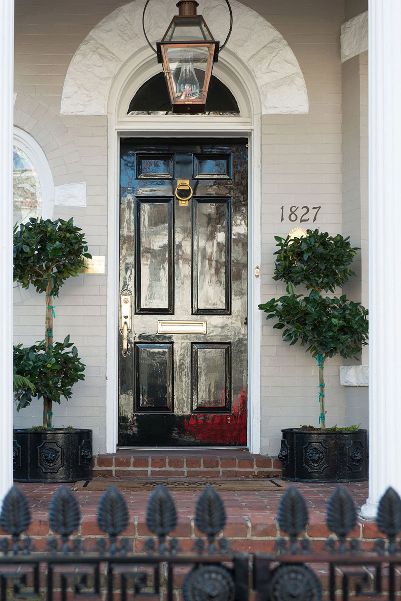 HJ_Painting_Door_Fine_Paints_Black_Completed-4827